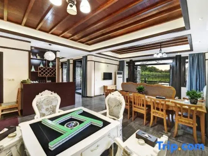 Premier Suite