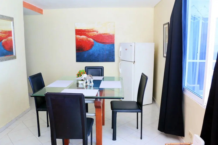 2 Bedroom Apartment 2c19 With Pool