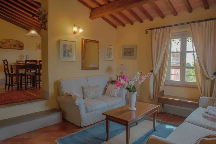 Comfort room