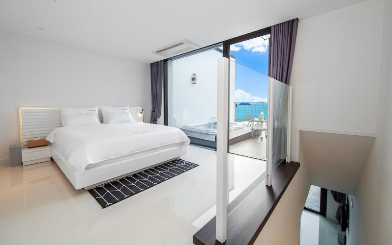 Le Ciel Pool Villa Pension