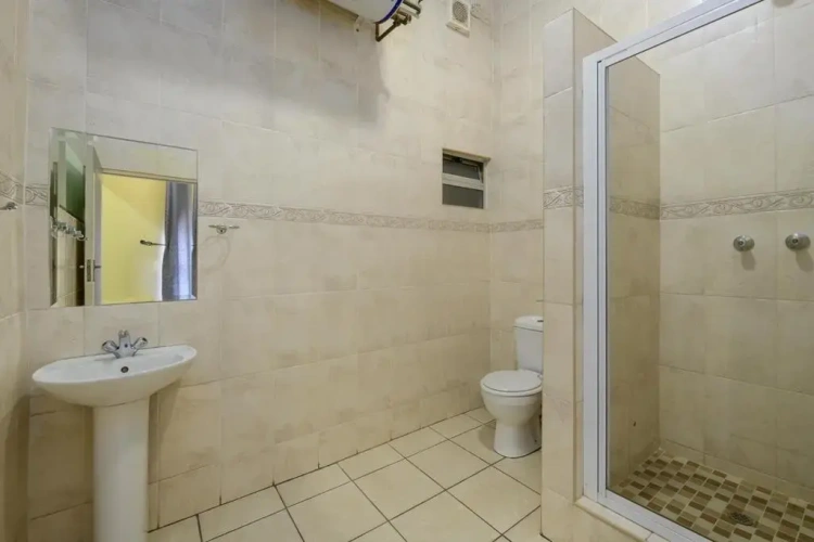 Standard Sextuple room