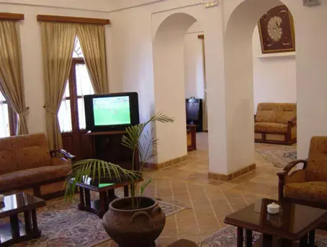 Laleh Yazd Hotel