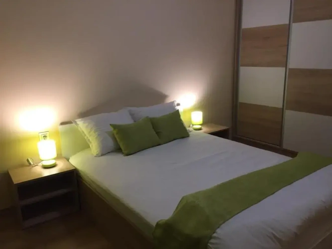 2 Bedrooms Apartment
