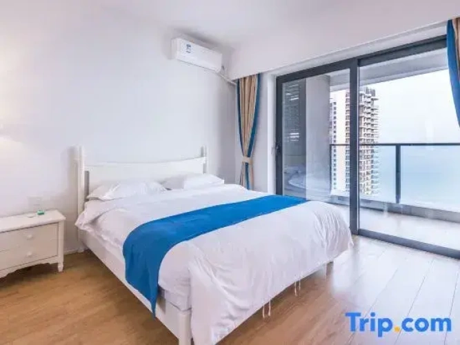 1 Bedroom Family Suite with sea view
