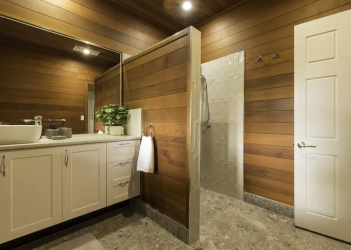 2 Bedrooms Suite
