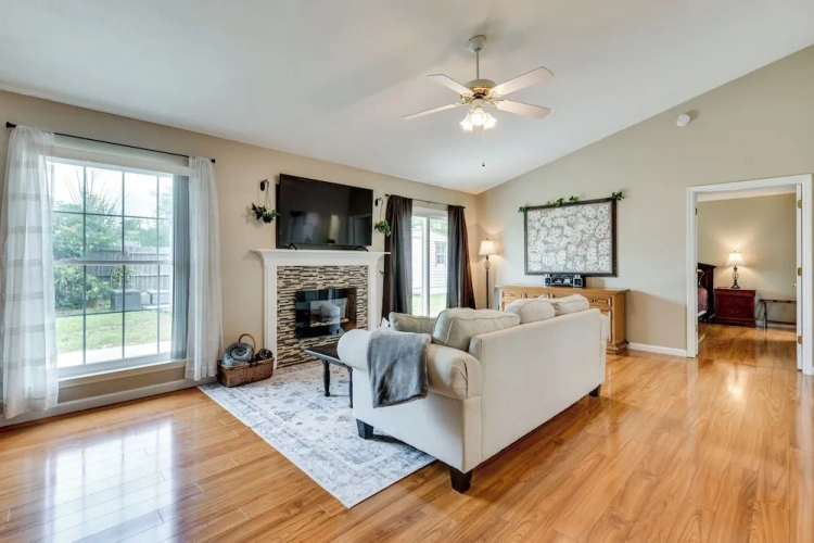 2 Bedrooms Cottage