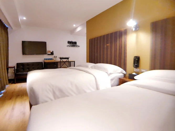 Standard Quadruple room