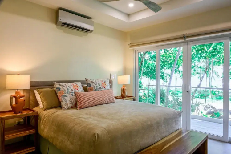 Esterillos Lote 6 Bedroom Home
