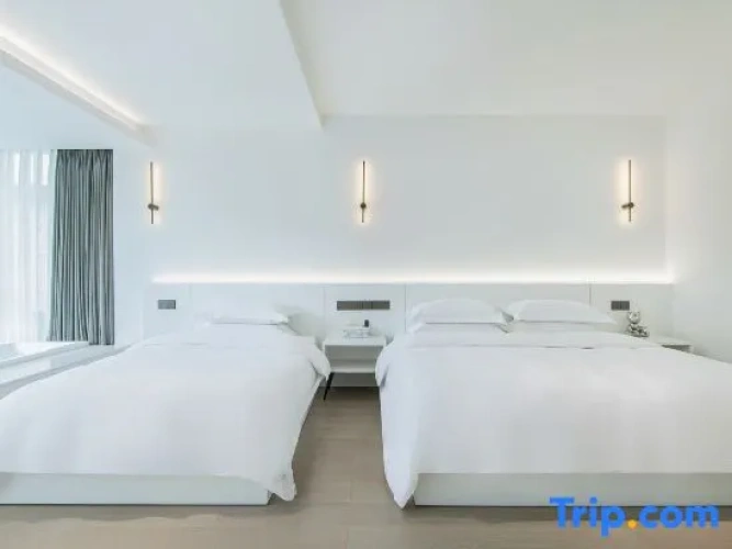 Family Suite with mountain view