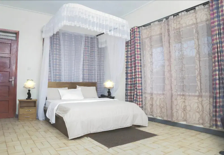 Troos Hotel