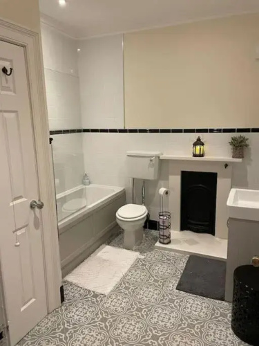 Luxury Apartment Opposite The Shambles