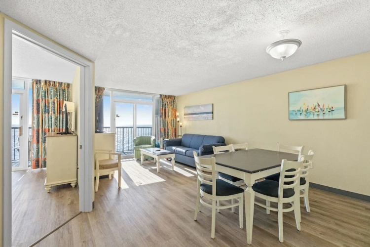 3 Bedrooms Classic room oceanfront