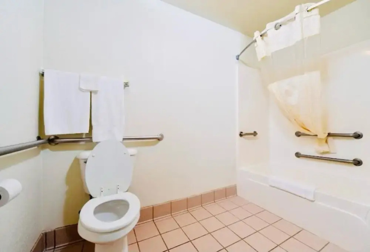 Comfort Crest Inn