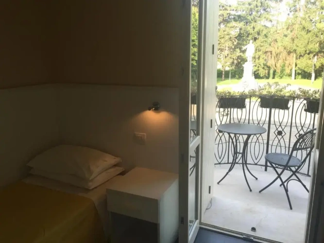 Standard Single room with balcony