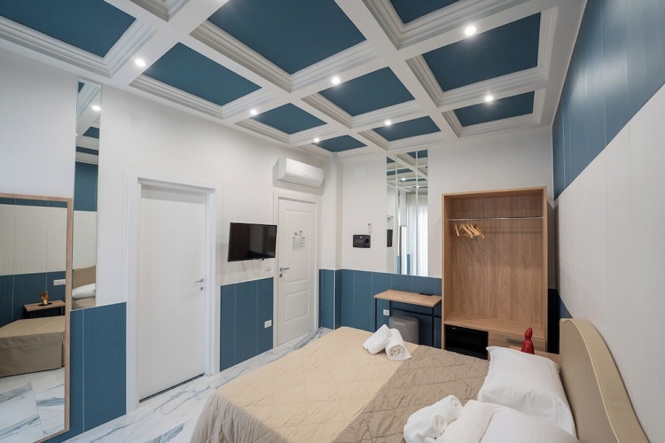 P.C. BOUTIQUE SEA VIEW NAPOLI CENTRO by ClaPa Group Dislocated Hospitality