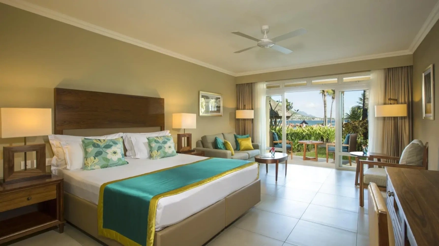 Beachfront Suite