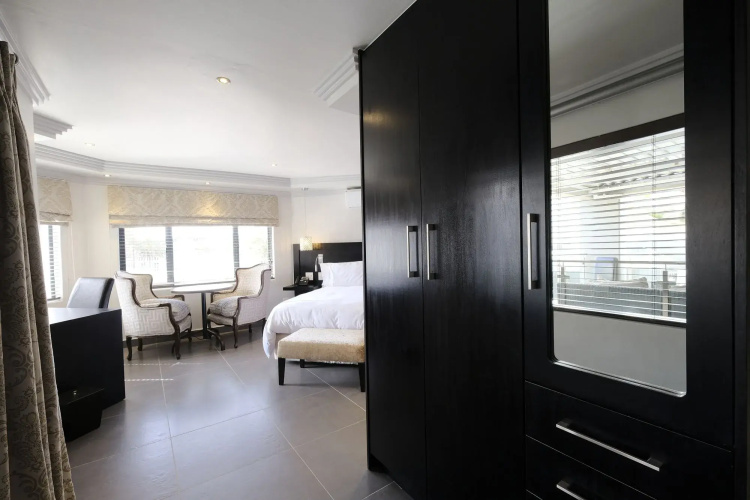 Villa Moyal