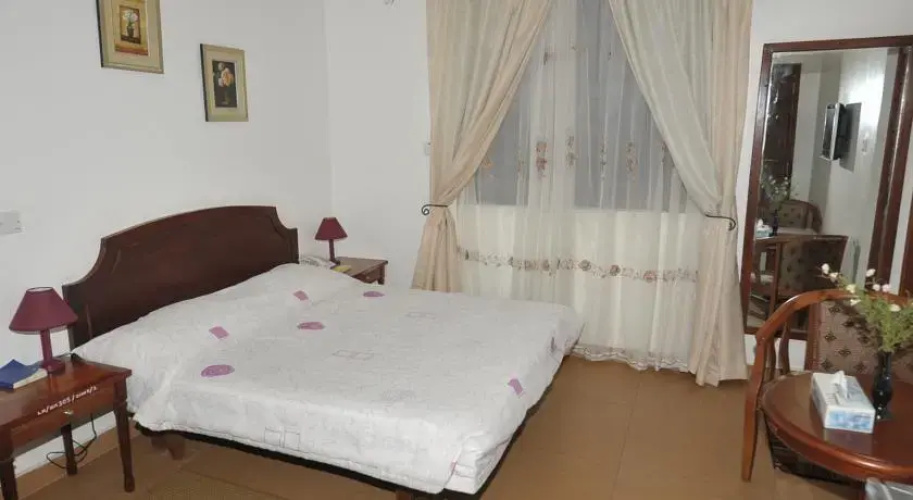 Lion Hotel