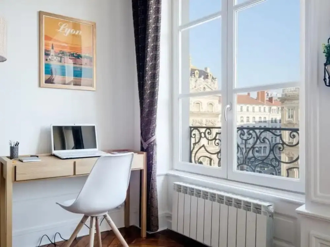 Host Inn - Hypercentre vue exceptionnelle