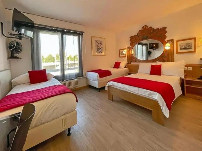 Classic Quadruple room