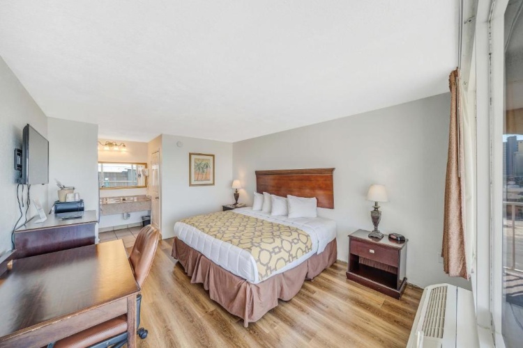 Standard room with ocean view