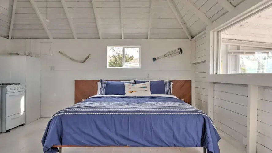 Bungalow 4 - 1br, Waterfront