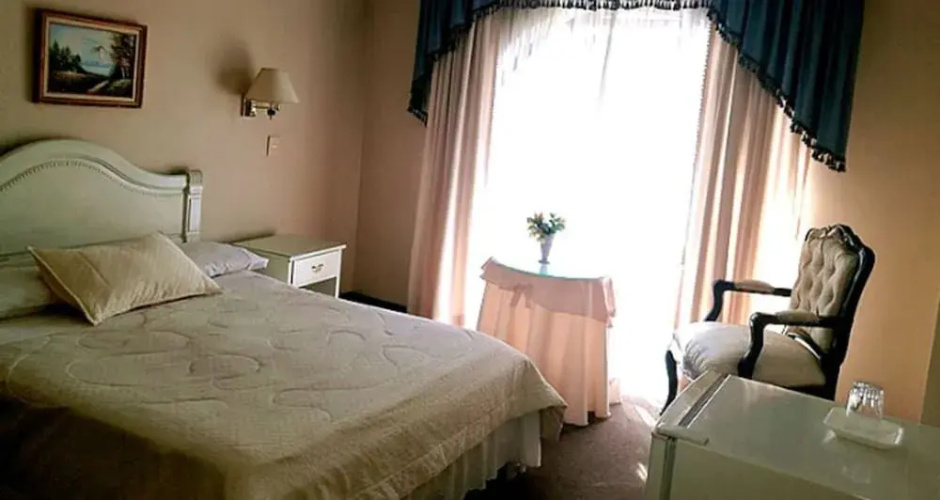 El Salvador Hotel