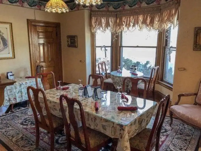 Grand Victorian Inn