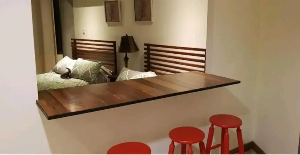 Hermosa Heights Studio 24