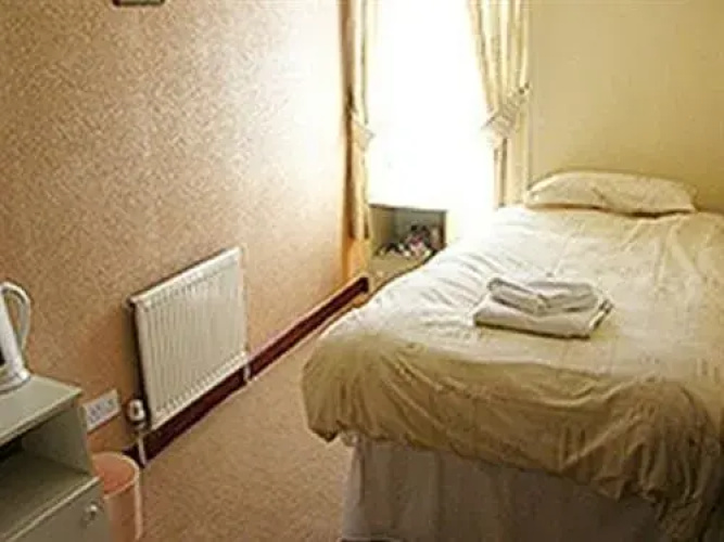 Roselea Hotel - St Chads