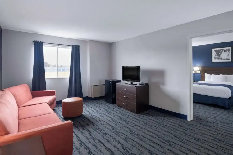 Travelodge Suites Saint John