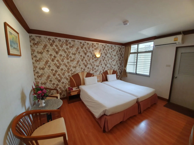 Sakol Hotel