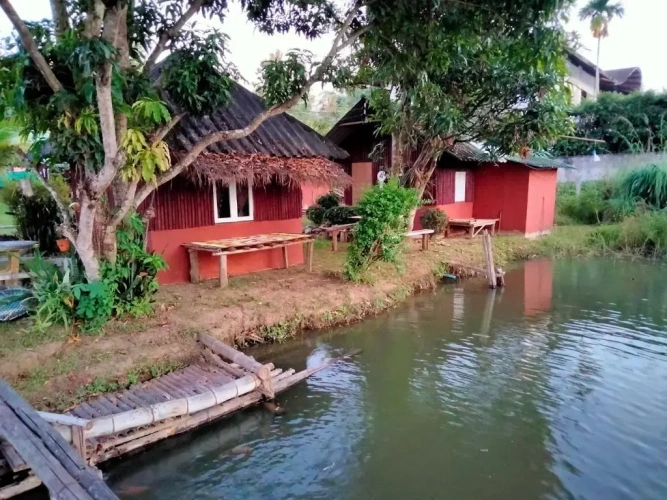Double Cottage