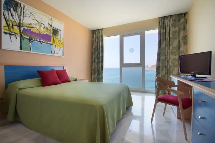 Standard Double room with sea view