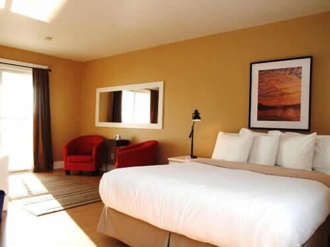 Standard Double room with lake view