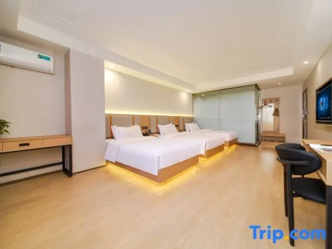 Business Triple room