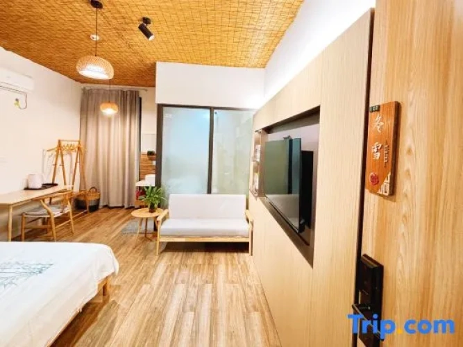 Standard Double room with garden view