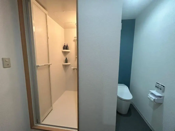 3 Bedrooms Apartment