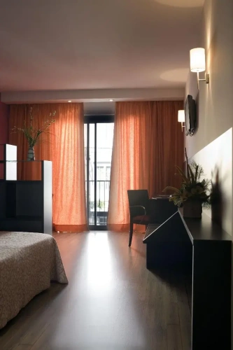 Suite with balcony