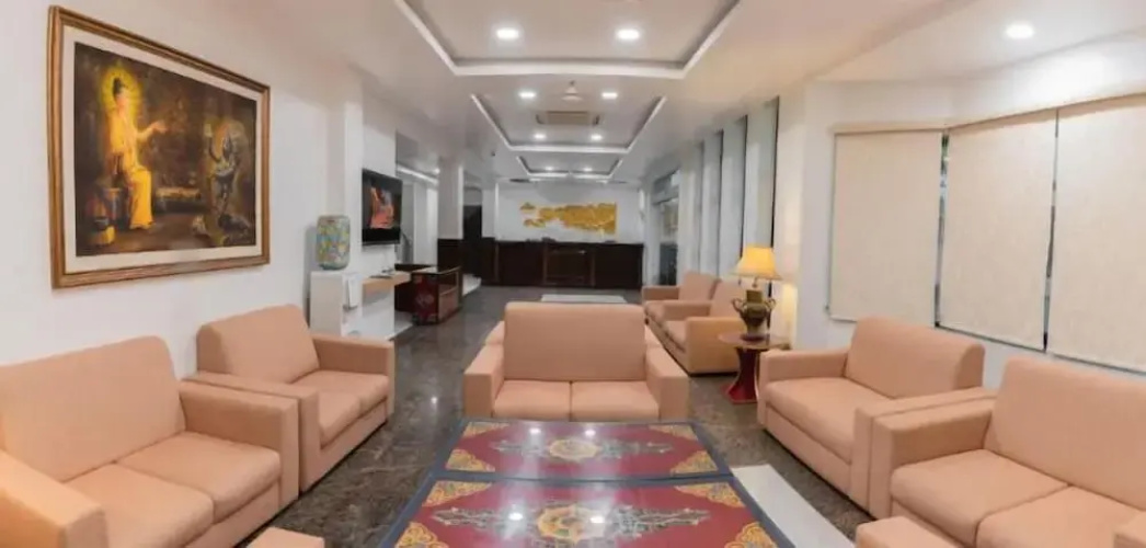 Hotel Ratnasambhava