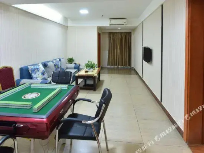 Hongyang Business Hotel