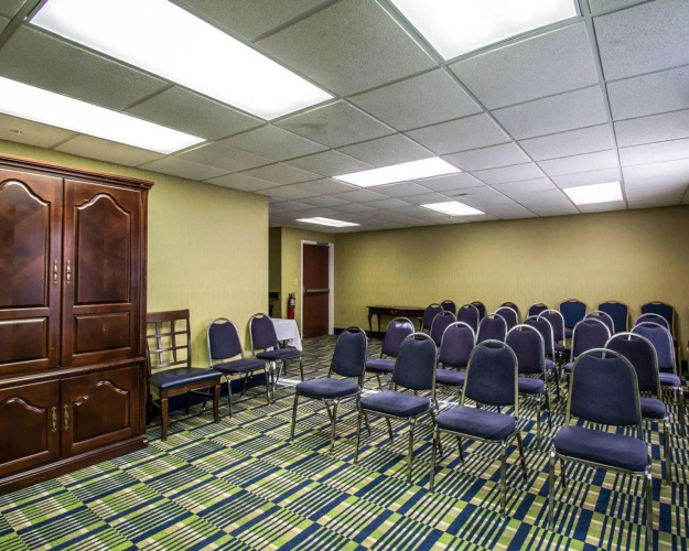 Comfort Inn & Suites Lantana West Palm Beach South photo 16