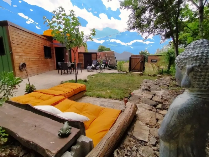 Bungalow
