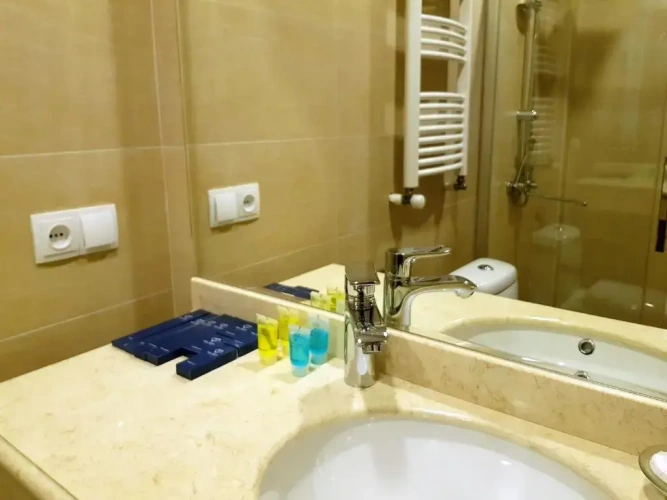 2 Bedrooms Deluxe Apartment