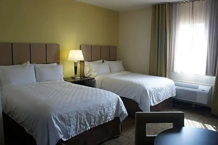 Standard Double Suite