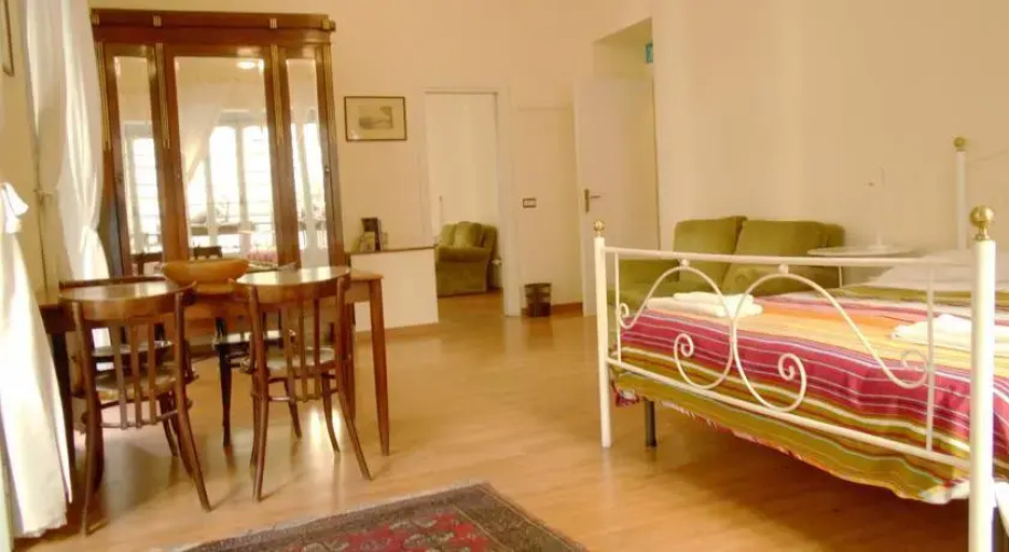 Ciccone Guest House N°3