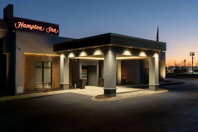 Hampton Inn Springfield - Springfield, TN