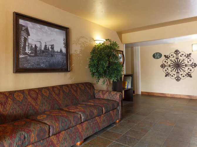 Elk Country Inn photo 14
