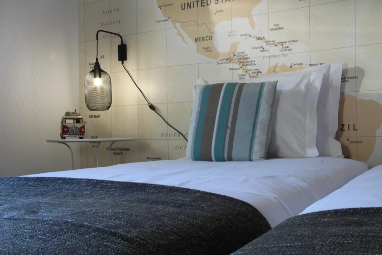 2 Bedrooms Apartment