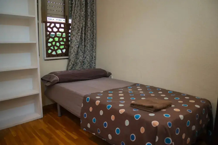 Hostel Ideal Badal